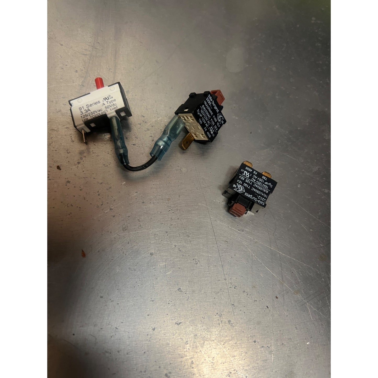 ✨ -Genuine Dyson DC17 Vacuum Cleaner Replacement Parts power switch & reset button