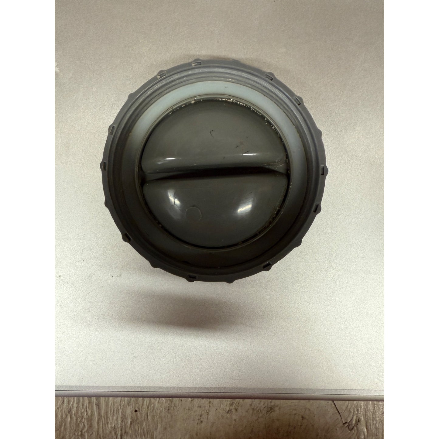 Rug Doctor DCC-1 Carpet Cleaning Vacuum Parts-- dirty water tank screw on screw on top lid cap only(Preowned)