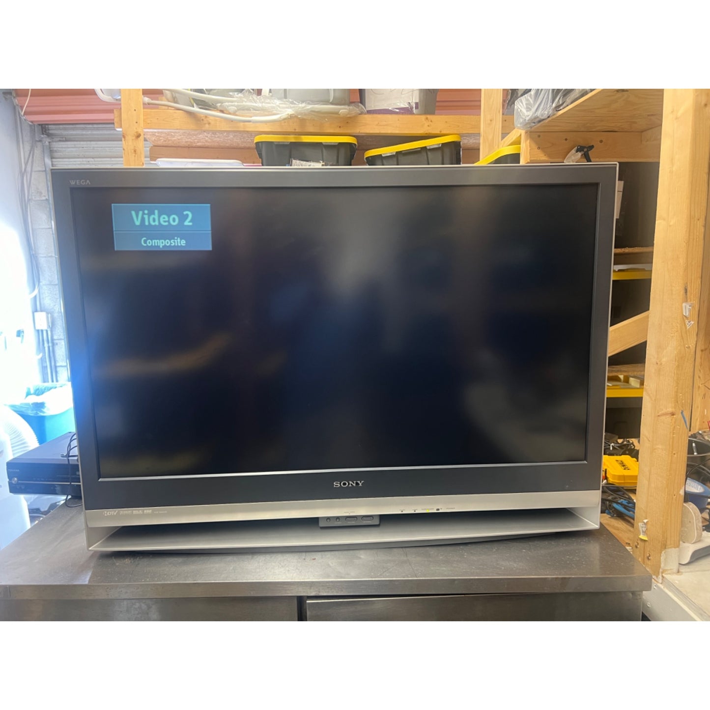✨Sony  wega projection tv kdf -e42a10 /  42 inch tv  for retro gaming all RCA Inputs work  hdmi does not work (Preowned)