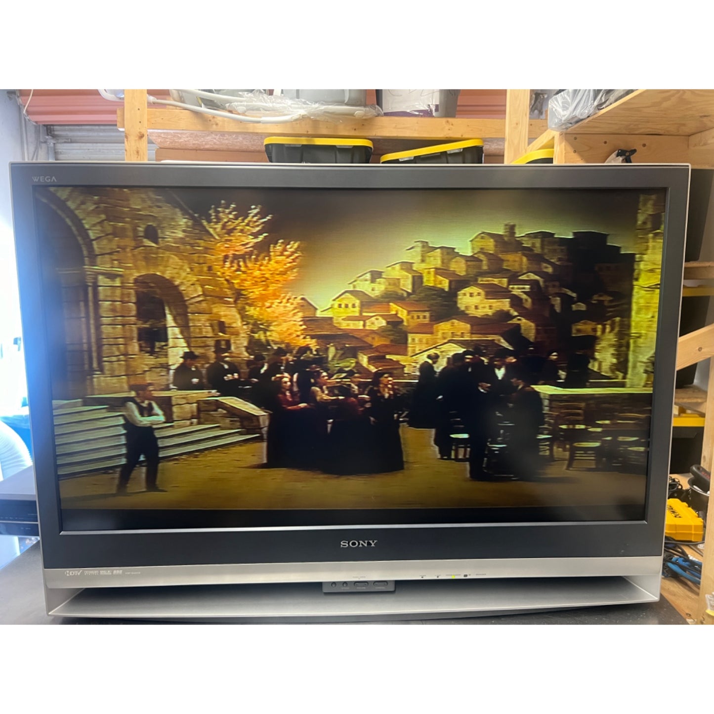 ✨Sony  wega projection tv kdf -e42a10 /  42 inch tv  for retro gaming all RCA Inputs work  hdmi does not work (Preowned)