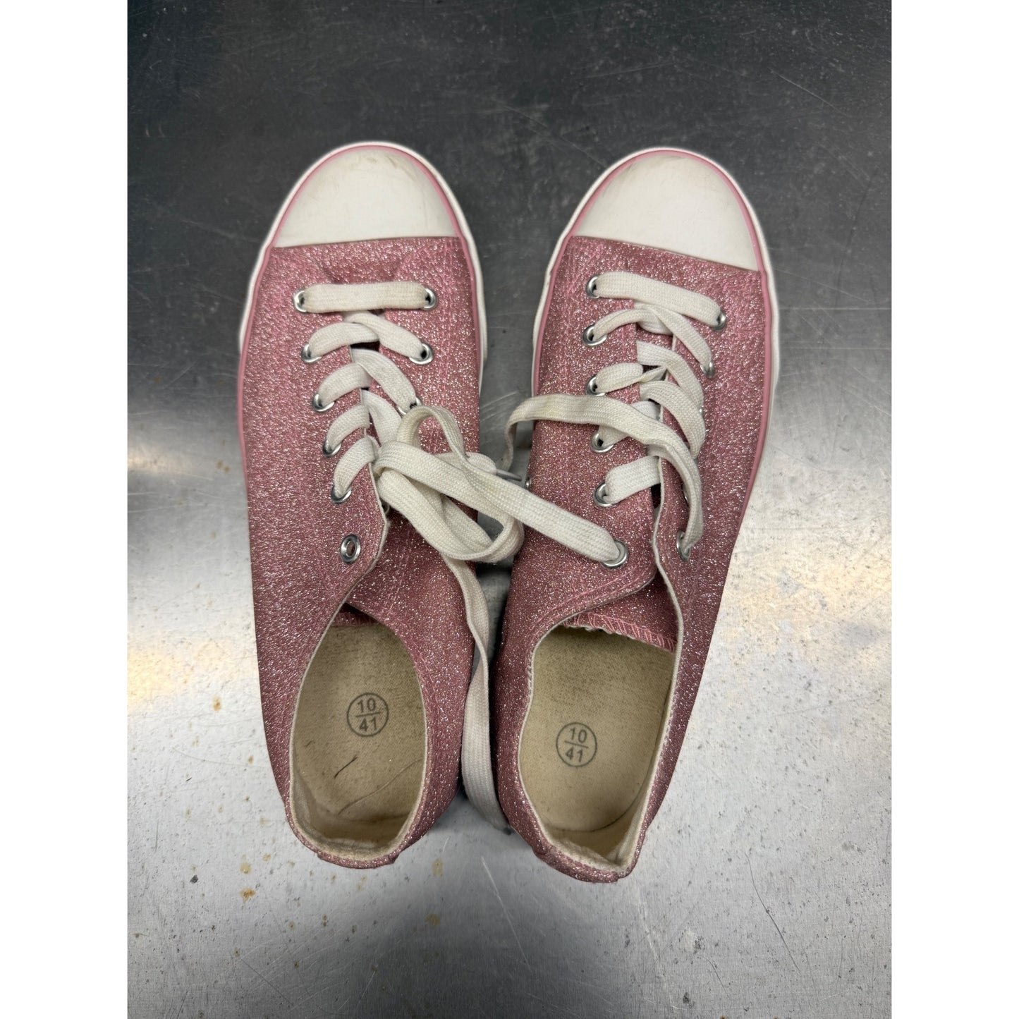Womens Pink Glitter Canvas Lace-Up Sneakers Size 10  With White Rubber Toe Cap And Sole ( Preowned)