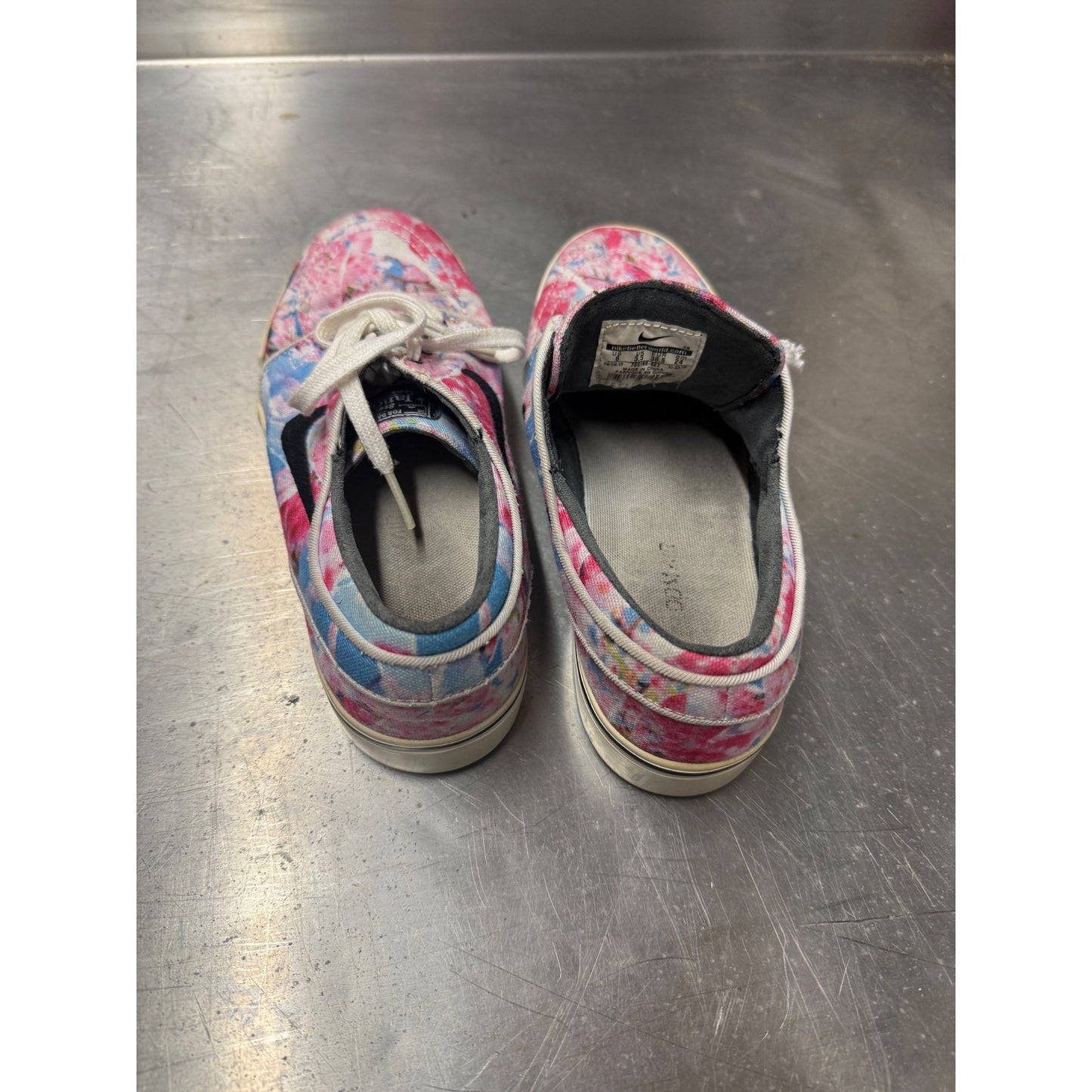 📝Nike Stefan Janoski PRM Cherry Blossom Mens size 6 Skateboarding Shoes ( Preowned)