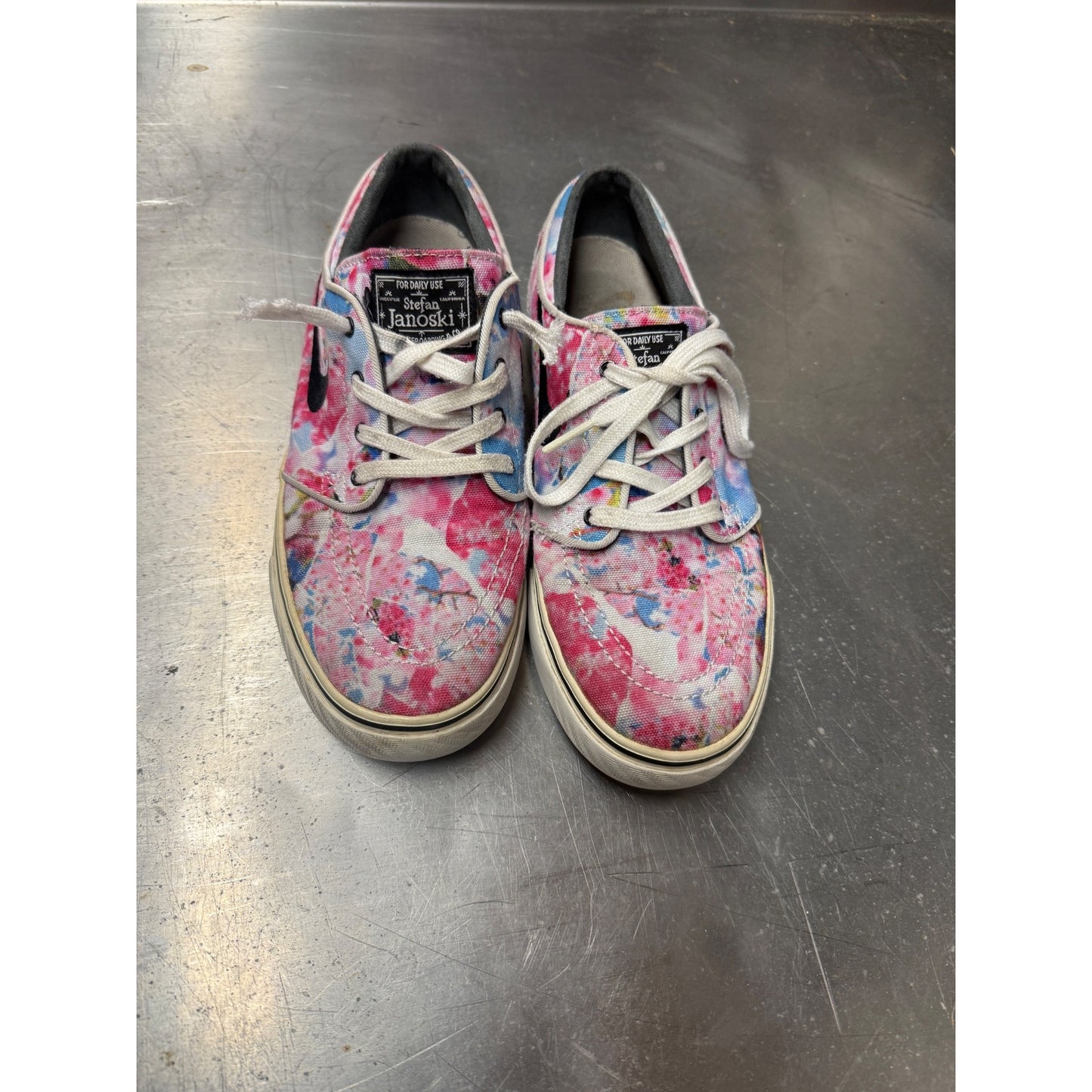 📝Nike Stefan Janoski PRM Cherry Blossom Mens size 6 Skateboarding Shoes ( Preowned)
