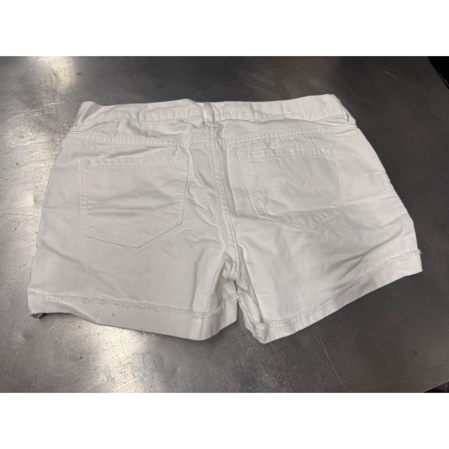 Old Navy Shorts Women's Size 10 White Denim Cuffed Light Wash Regular Fit ( preowned)