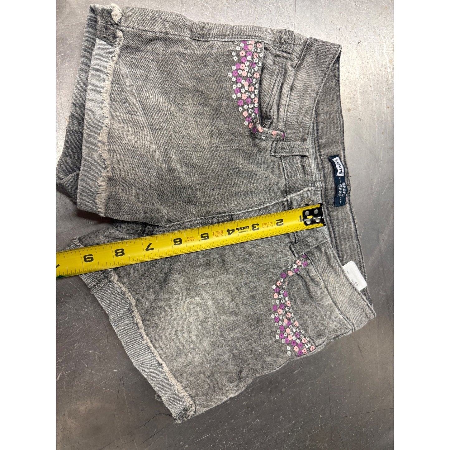 Levis Denim Shorty Shorts Womens 8 Cute Daisey Dukes Booty Light Wash Stretch ( Preowned )